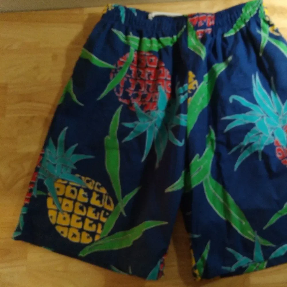 Vintage pineapple pattern
